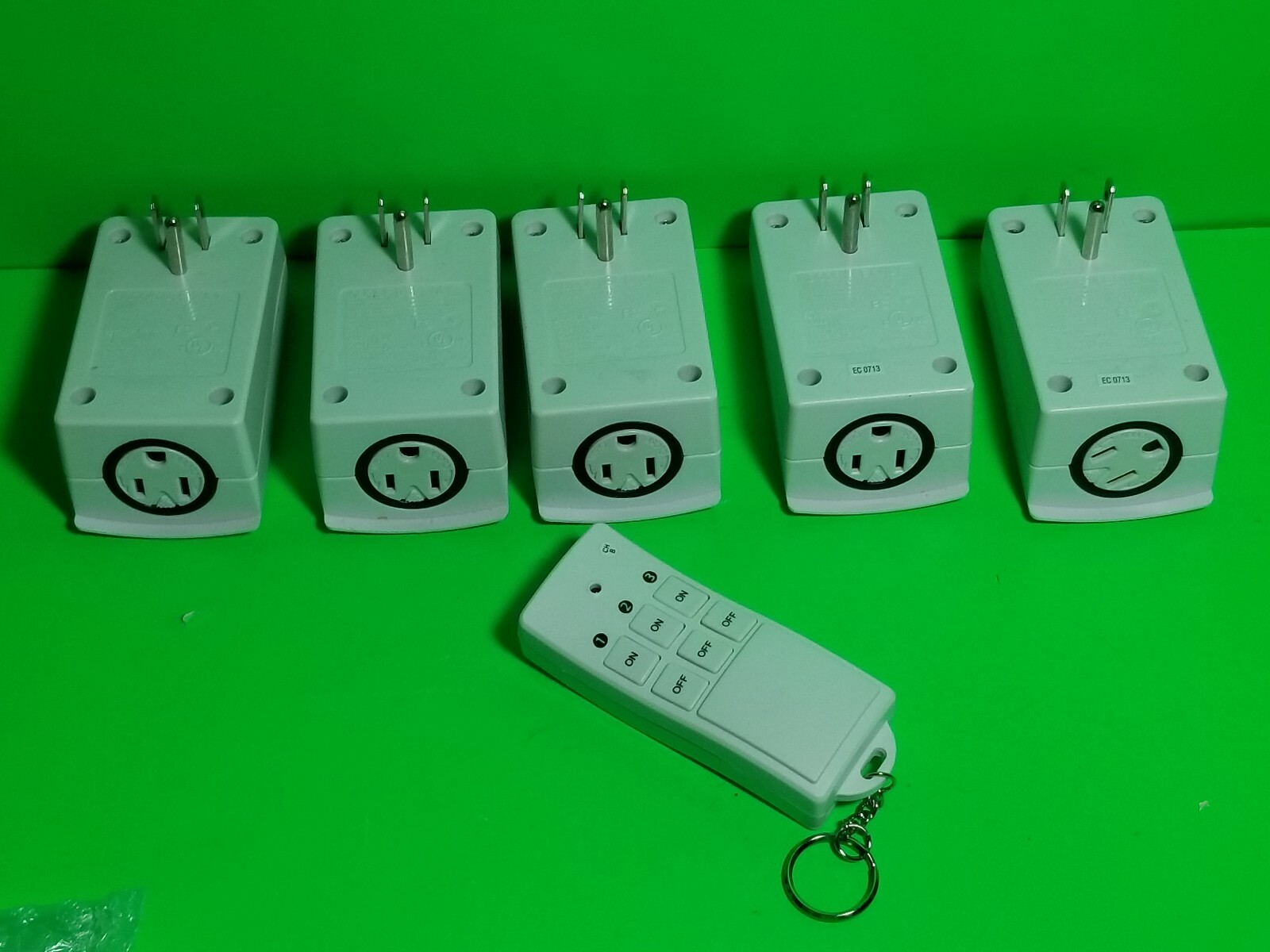 Globe Electric 5 Outlet Wireless Indoor Remote Control Outlets. (B2) eBay
