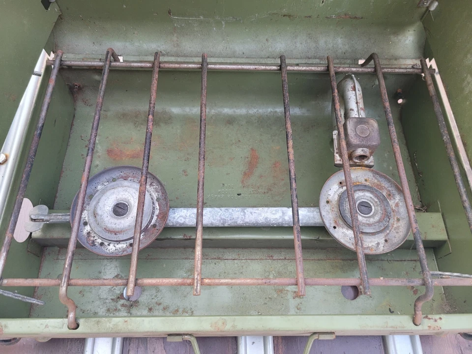 Estufa de campamento de 2 quemadores vintage Sears Roebuck modelo 476 82244 parrilla de barbacoa Foto 2 de 4