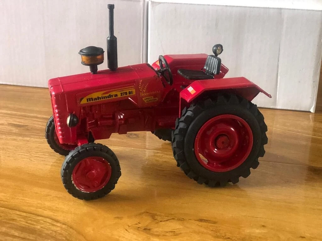 Farm Vehicle Toys Mahindra 275 Tractor Model