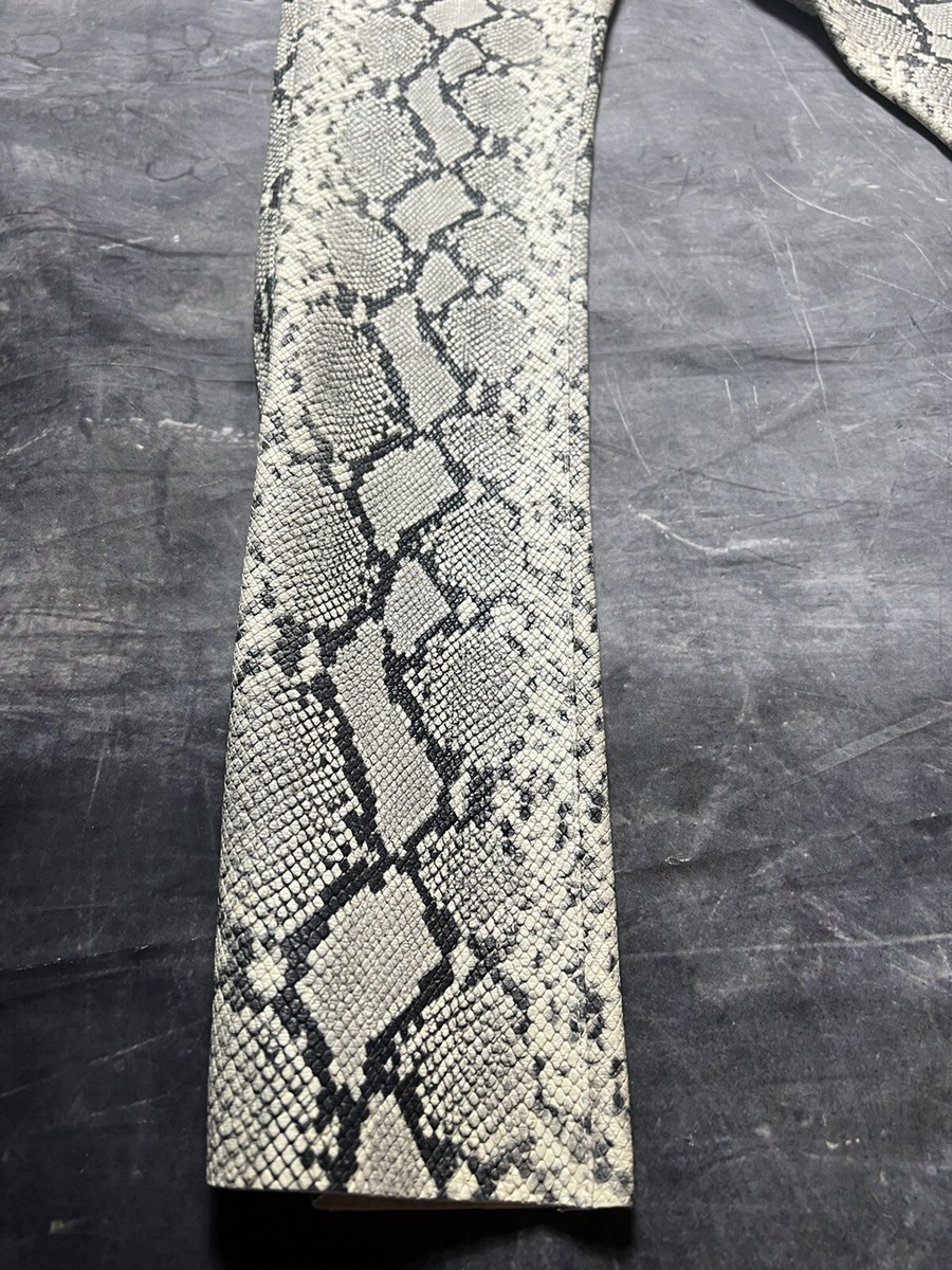 韓国商品/ORDES SNAKE EFFECT COTTON PANTS MSGM Patent Faux Python Pants (Pants) IFCHIC.COM