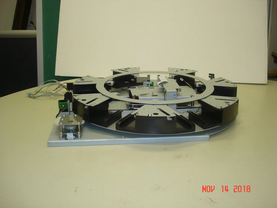 CAROUSEL PICKER ASSY FOR EXABYTE MAGNUM LTO AUTOLOADING TAPE LIBRARY - Image 3 of 4