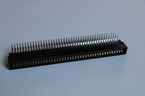 Amiga 500 expansion card edge connector 86pin golden plated - Afbeelding 3 van 5