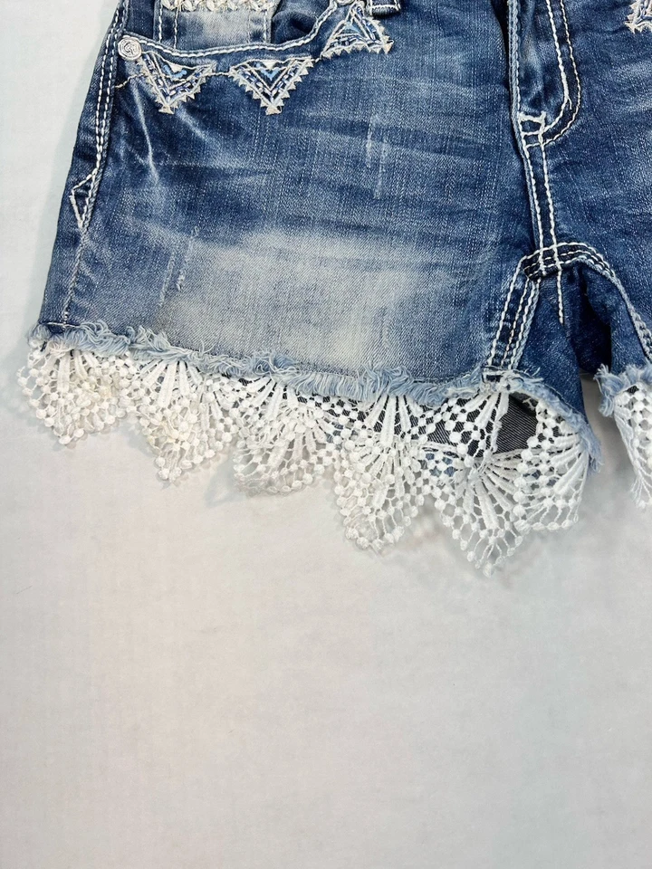 Pantalones Cortos Denim Grace in LA Embellecidos Blanco Encaje Volantes - Talla 28 Foto 3 de 4