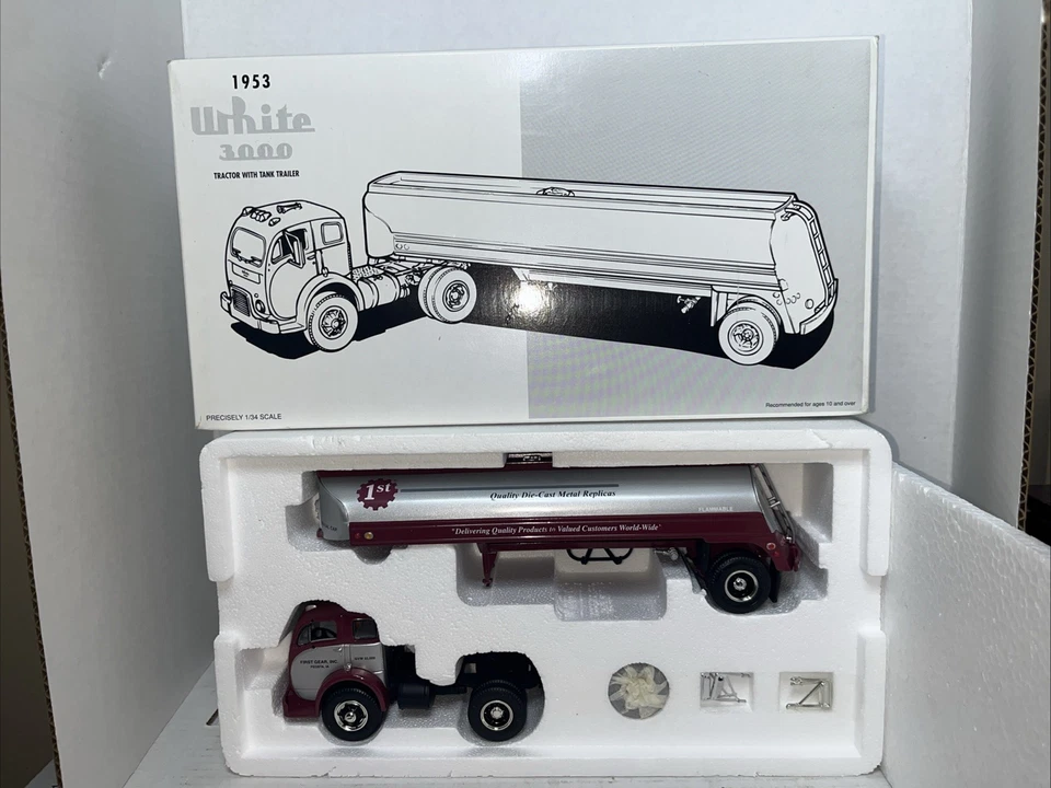 First Gear 1953 White 3000 Tractor w/ Tank Trailer 19-0010 1/34 Scale NOS - Image 4 of 4