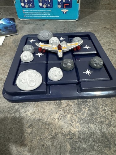 Smart Games - Asteroid Escape, Puzzle Game with 60 Challenges, 8+ Years - Picture 8 of 8