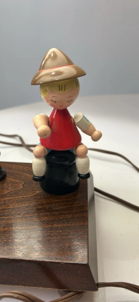 Lámpara musical y basculante Swisstone para niños cuarto infantil hogar niño niña gato Foto 4 de 4