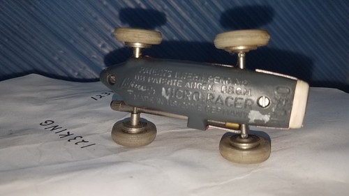 Schuco Micro Racer Silver Porsche 1037 No Key - Picture 2 of 11