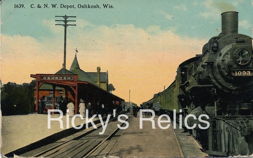 Color Postcard OSHKOSH WI Depot/Station CNW #1093 Chicago North Western 1912