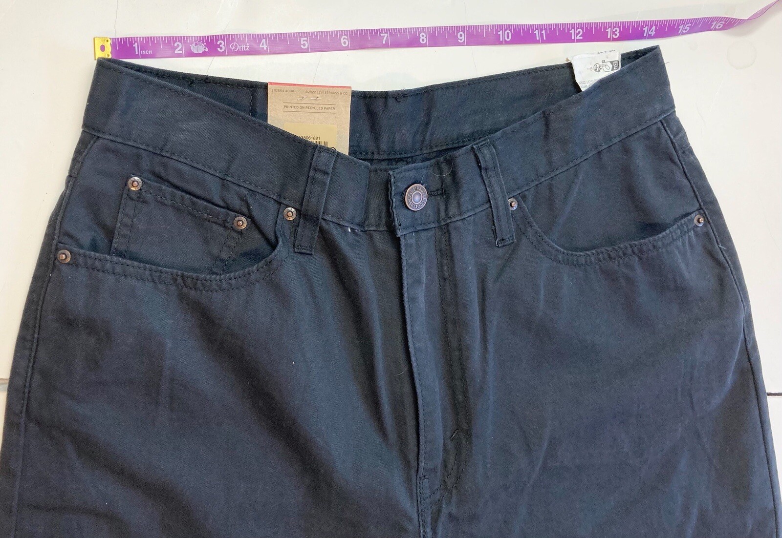 Levis Levi Jeans Womens 29 X 30 Mom High Wasted Tapered Leg Denim Black Pants thumbnail 4