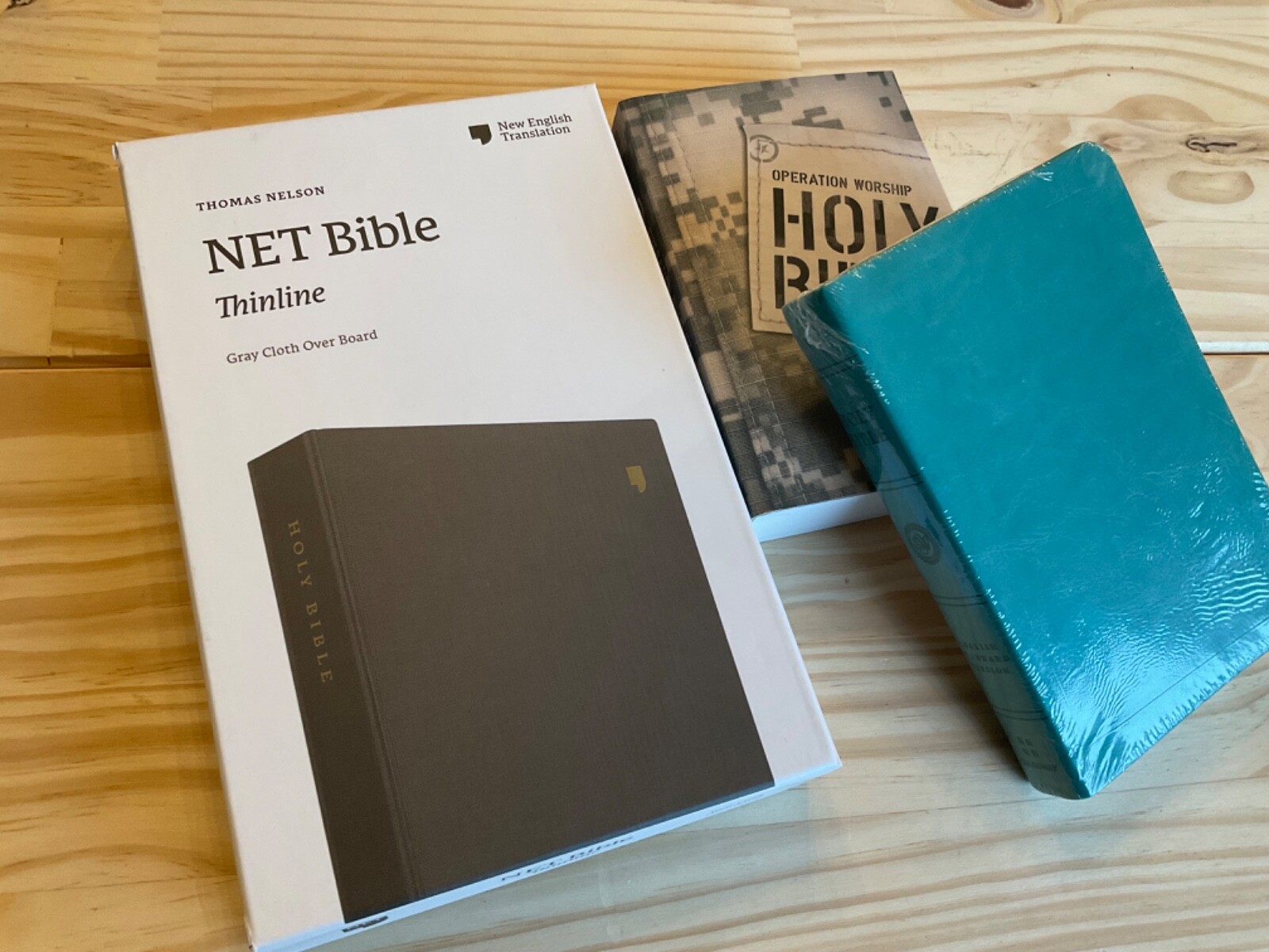 3 Bibles ESV Compact NET Thinline NLT Compact Bible Lot EBay 3 bibles esv compact net thinline nlt compact bible lot ebay