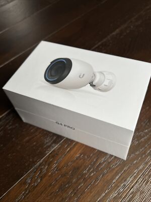 Ubiquiti Networks UVC-G4-PRO UniFi G4 Pro Outdoor Security Camera 4K 