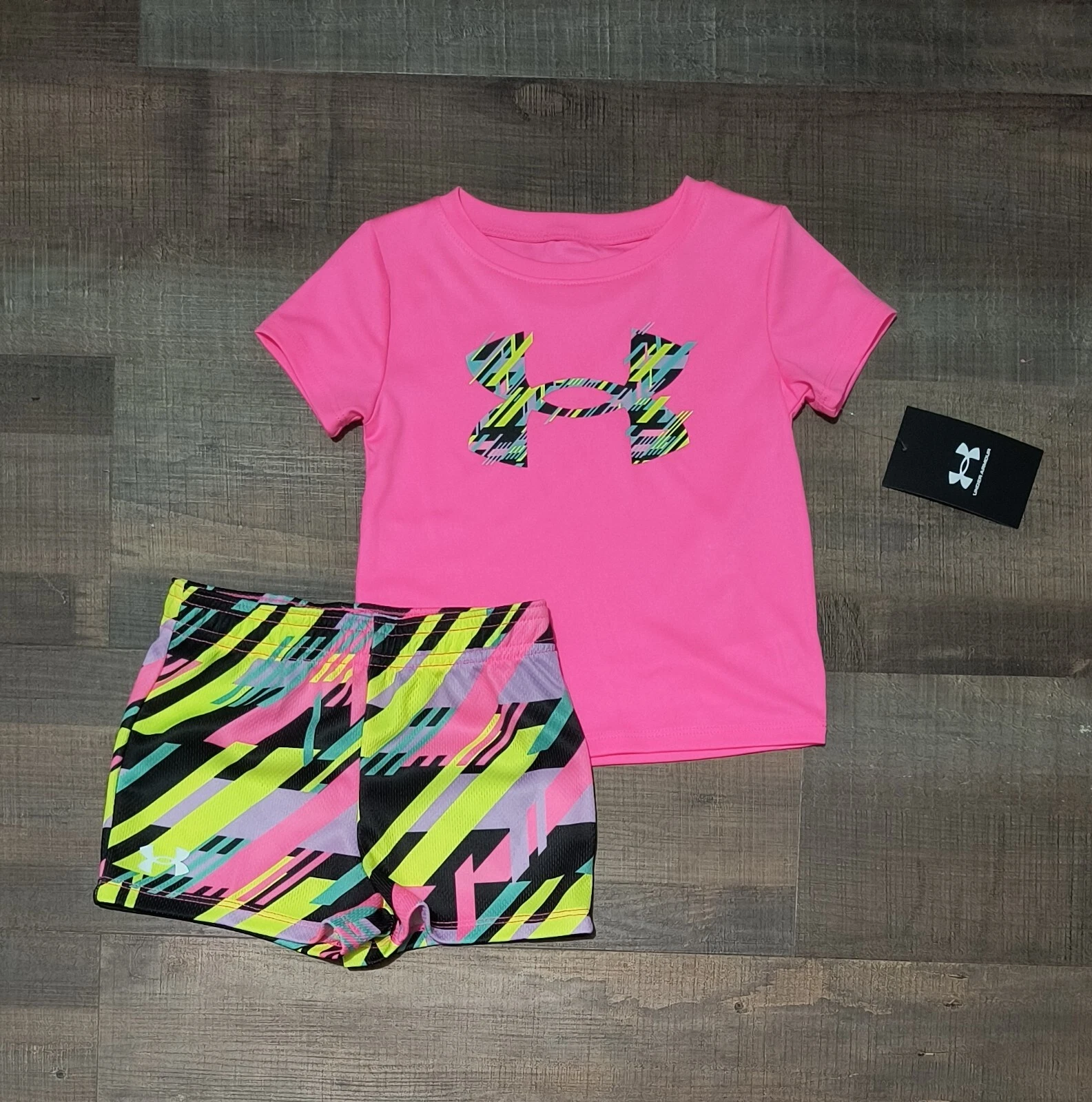 New! Baby Girl's Under Armour Tee and Shorts Outfit 2T 3T 4T