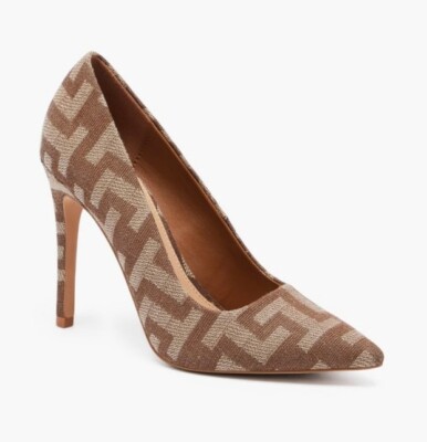 New Shoedazzle Gisselle Brown Logo Pumps Heels Size 9.5 New in the Box