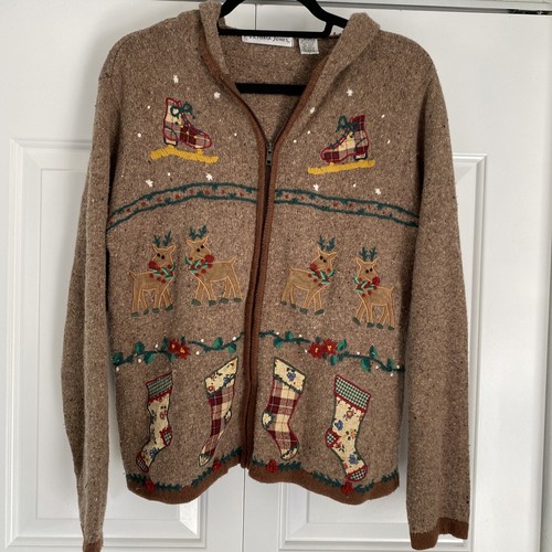 Victoria Jones Christmas hooded 