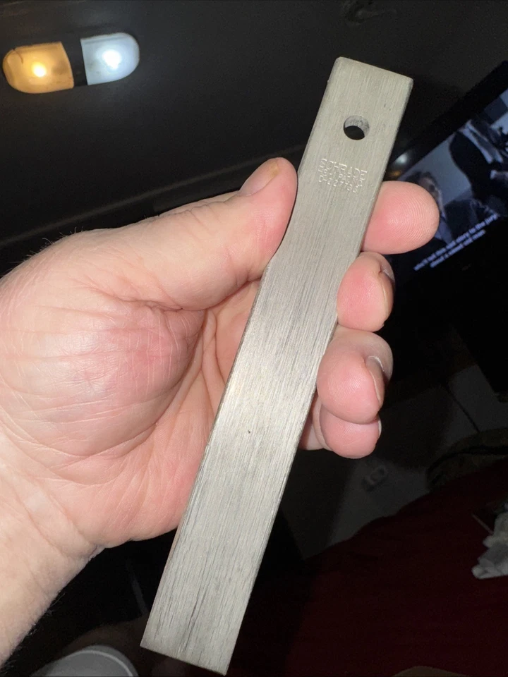 Schrade Old Timer Chisel Point Honesteel 7" con funda de cuero Foto 3 de 4