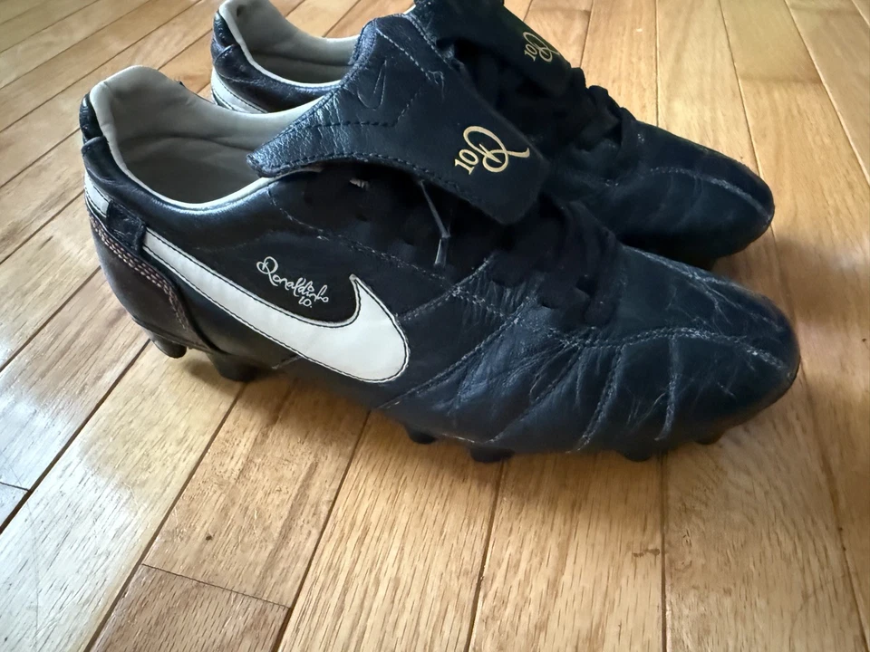 Vintage 2006 Nike Tiempo Guri R10 FG Ronaldinho Black Leather 315286-027 - Image 3 of 4
