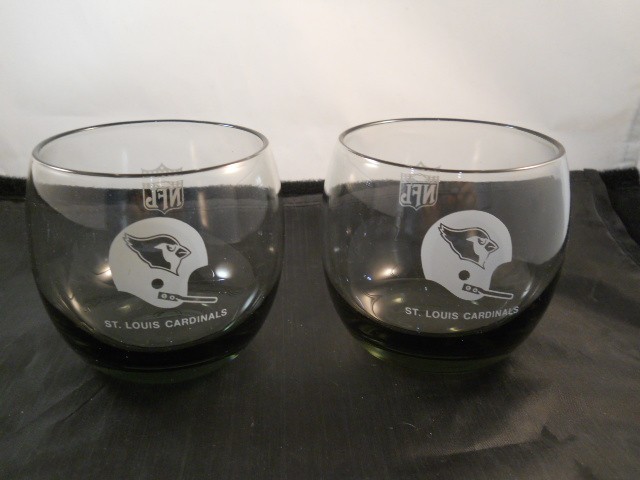 2 VINTAGE ST LOUIS CARDNIALS NFL FOOTBALL SMOKED HIGHBALL COCKTAIL GLASSES