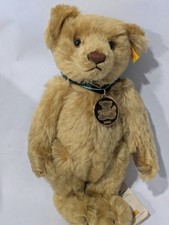 Steiff 2001 Bear of the Year Danbury Mint Mohair 666360 COA Box Medallion In Box