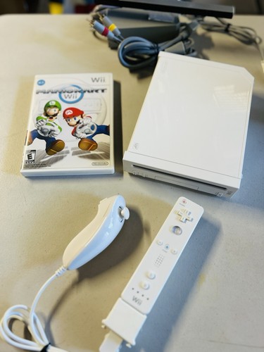Nintendo Wii System Konsole + Super Mario Kart