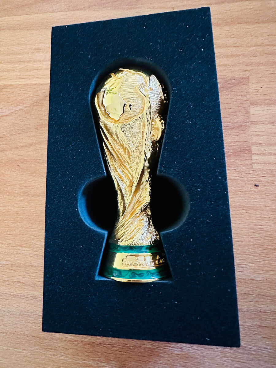 2022 Qatar FIFA WORLD CUP official replica trophy **READ** Very Very Rare.