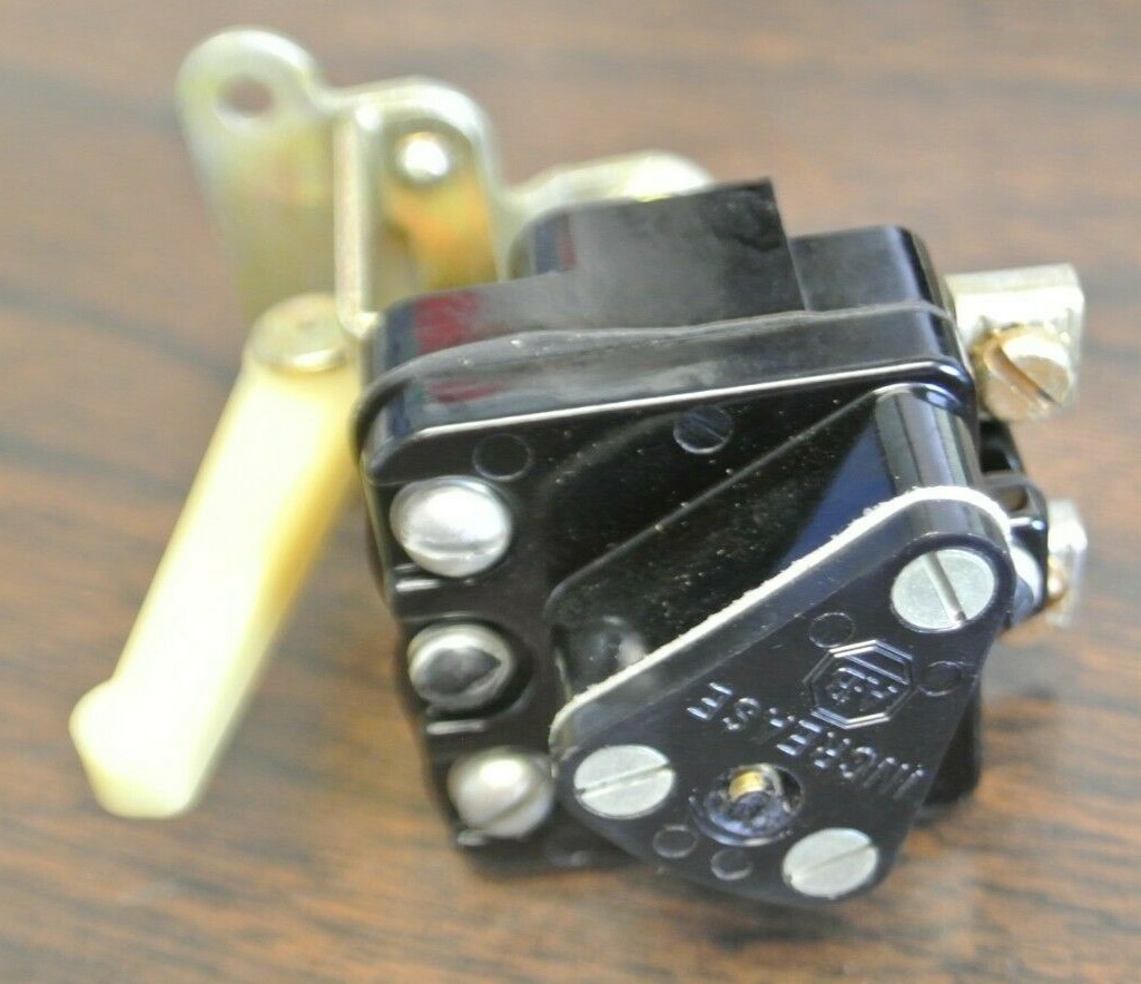 ALLENBRADLEY X234682 / X306877 TIMER ASSEMBLY w/ LEVER ARM / NEW