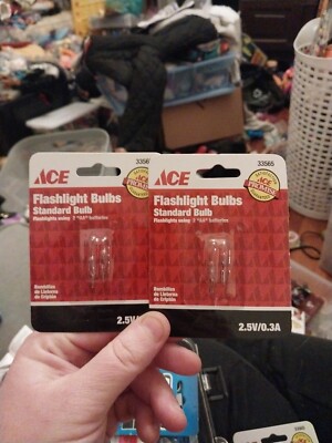 2 Ace 33565 Flashlight Bulbs 2.5V/0.3A  for AA  Flashlights  2 bulbs  each pack