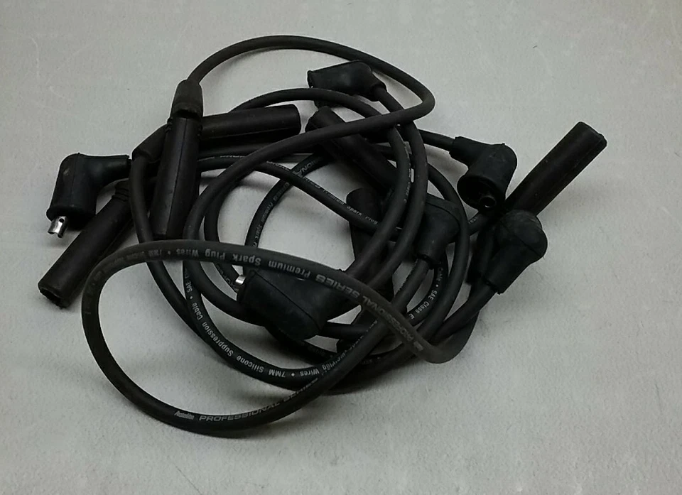 Juego de cables de bujías serie Autolite Professional 96130 7 mm negro 96130 Foto 2 de 3