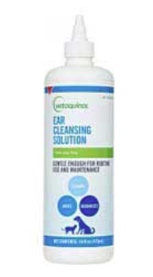 Vetoquinol Ear Cleansing Solution with Aloe Vera for Dogs and Cats 8oz