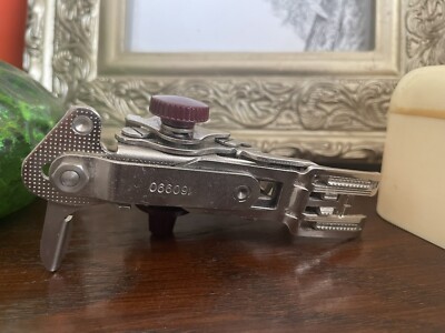 singer ジグザガー　スイス製　希少 Vintage Singer 160990 Sewing Machine Swiss ZigZag Attachment Box
