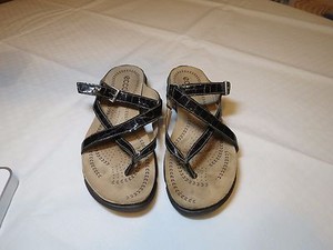 ecco strappy sandals