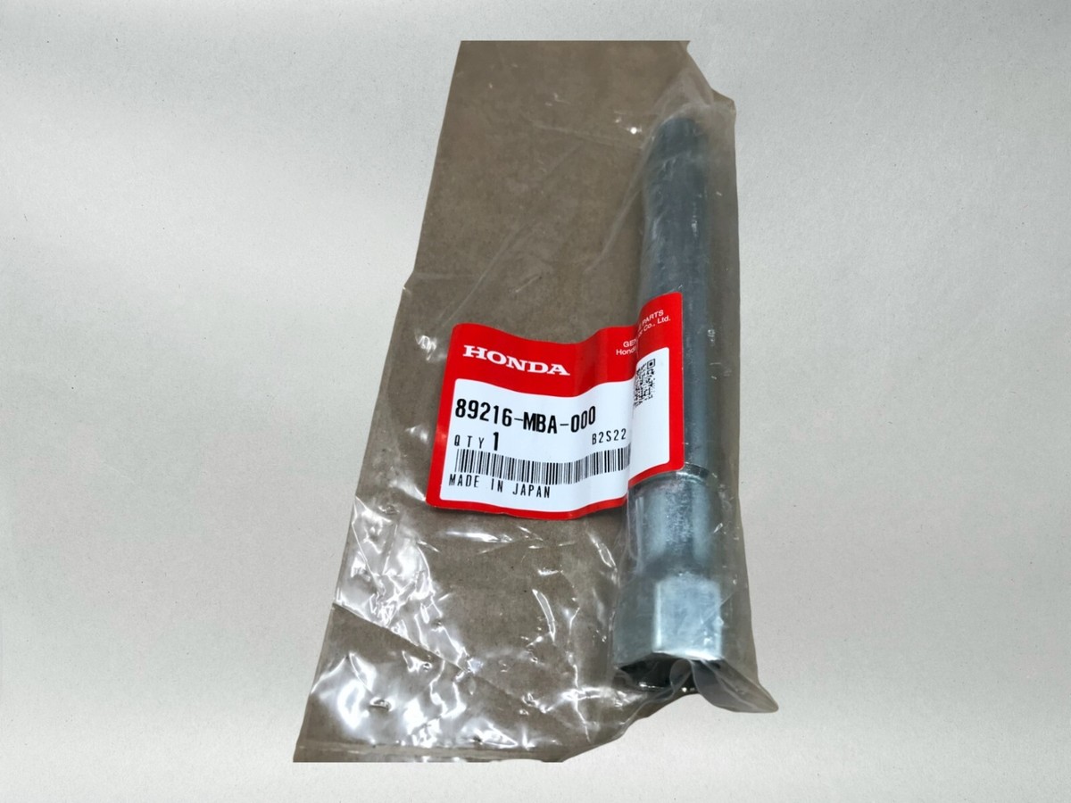 Honda OEM 1997-2024 Shadow Ace Aero 750 18mm Spark Plug Wrench