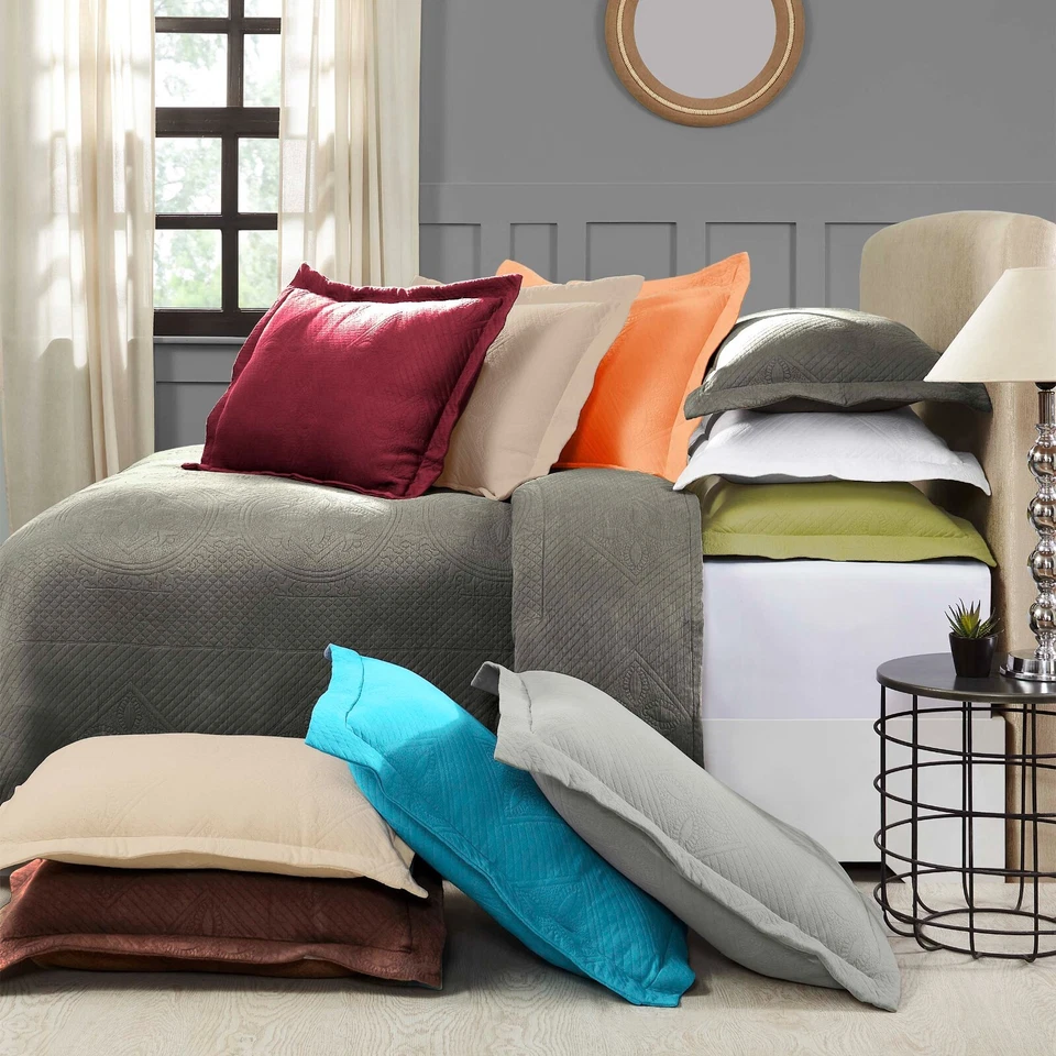 Juego de colcha y almohada decorativa matelasse de algodón círculo celta Foto 2 de 3