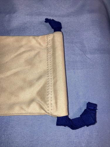 Authentic Louis Vuitton empty sunglasses dust bag . - Picture 4 of 5
