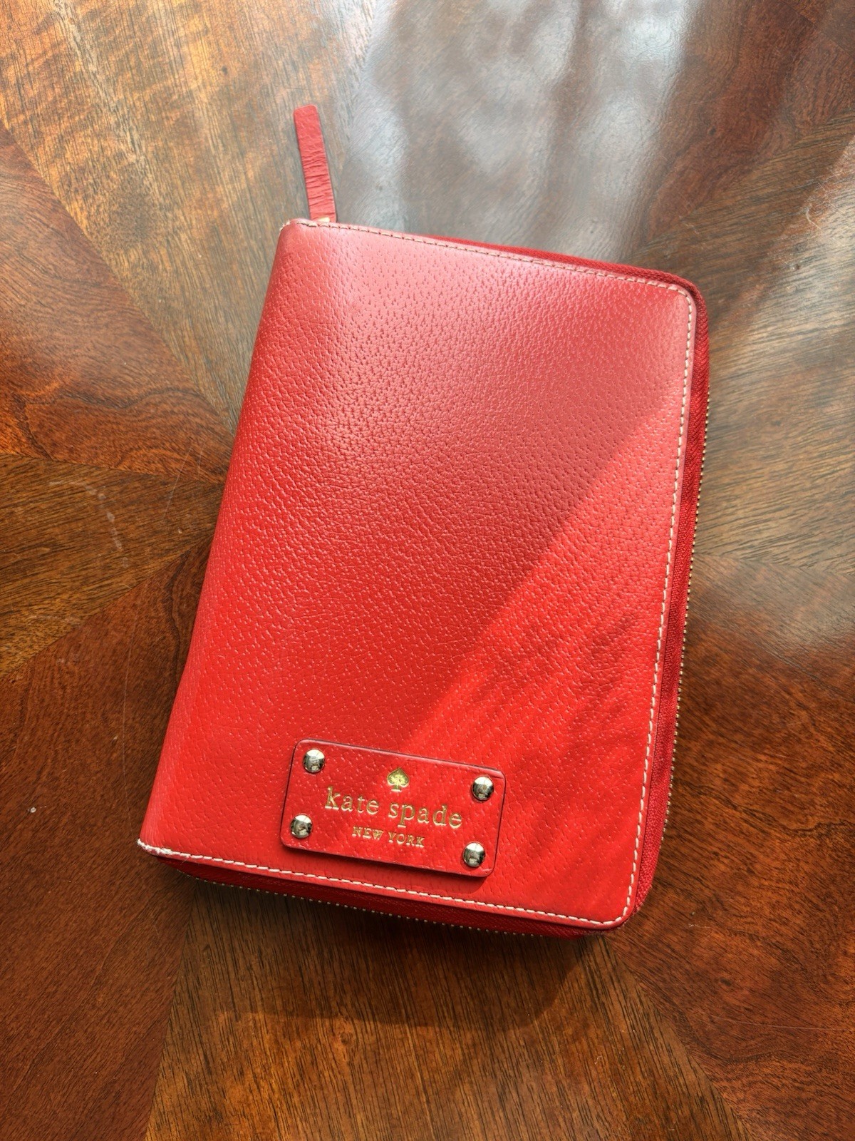 HTF Kate Spade Red Zip Around Wellesley Agenda Planner Gold Dots