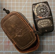 Vintage General Electric GE Light Exposure Meter 8DW58Y5 w/ Leather Pouch Works
