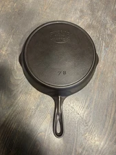 Vintage Favorite Piqua Ware Smiley Face Logo No.7 Cast Iron Skillet w Heat Ring