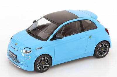 Fiat 500e Abarth de 2024 au 1/18 de IXO / Model Car Group MCG18499 MCG