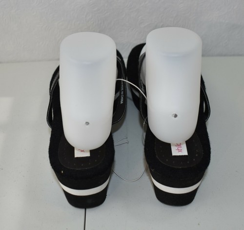 Sandalias Xhilaration negras talla 9 plataforma chanclas para mujer - Imagen 7 de 10