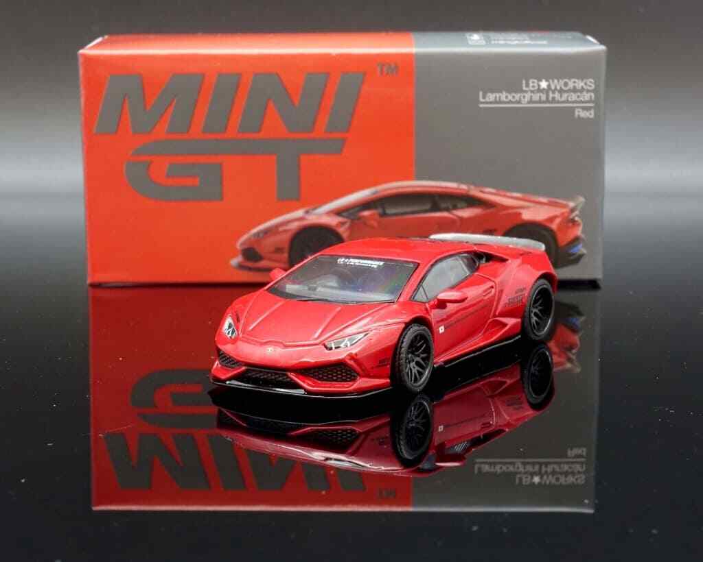 MINI GT LB★WORKS Lamborghini Huracan Red s-l1200.jpg