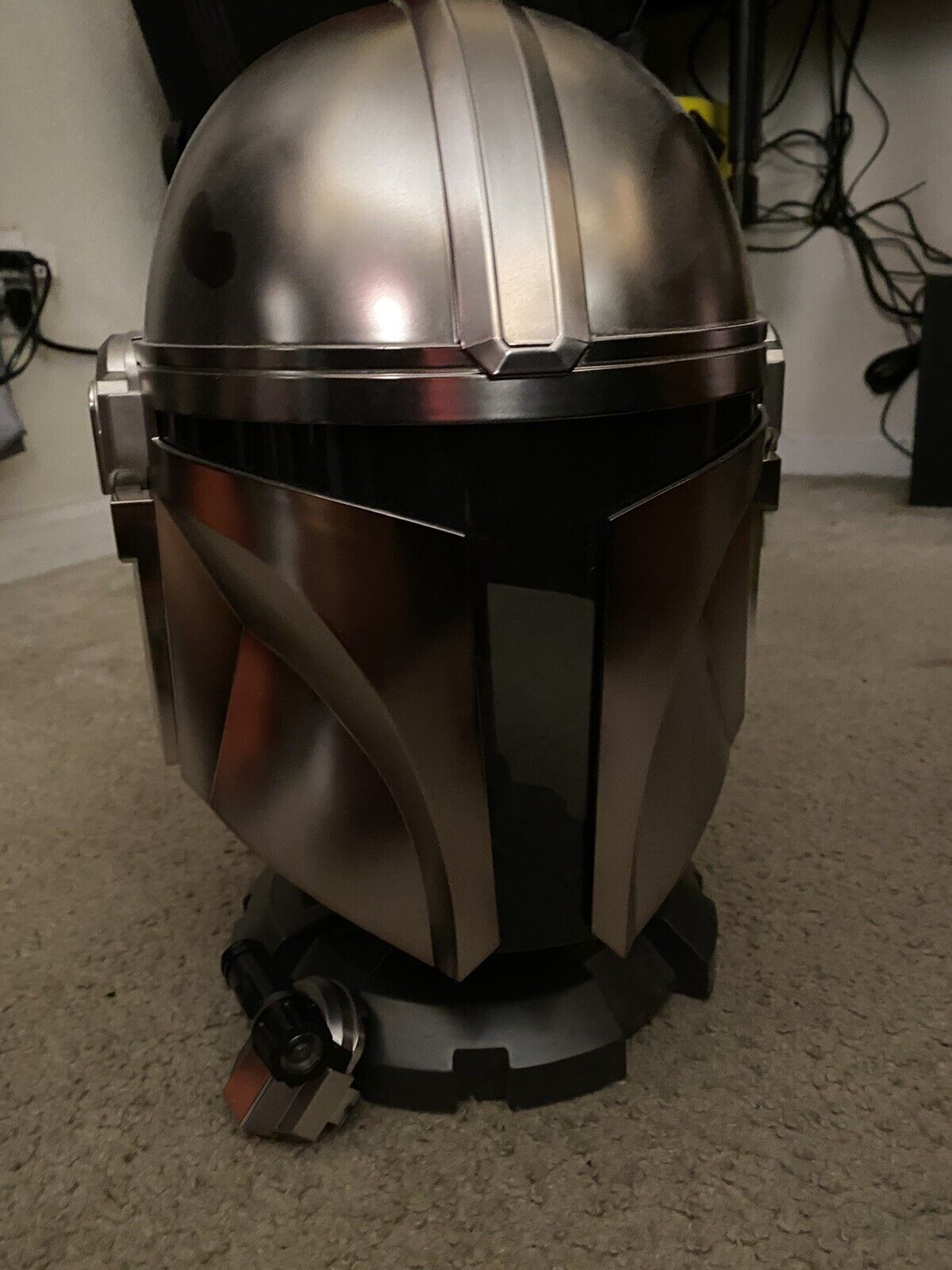 Star Wars Black Series Mandalorian Helmet Hasbro W/ Display Stand