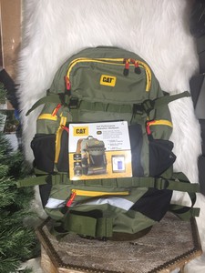 cat caterpillar performance hydration backpack