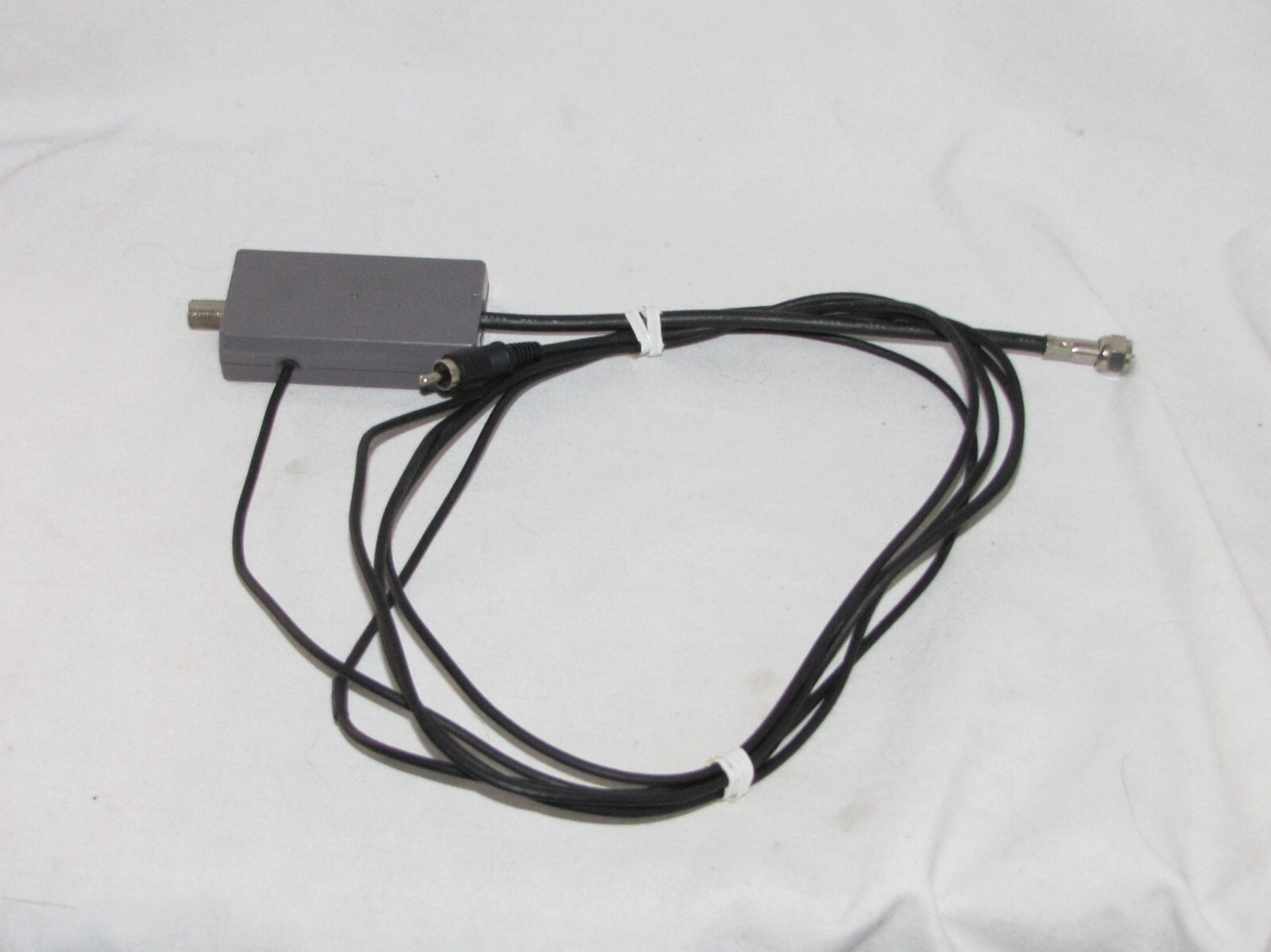 Nintendo RF Switch and Modulator Adapter A/V Cable for NES, SNES, N64