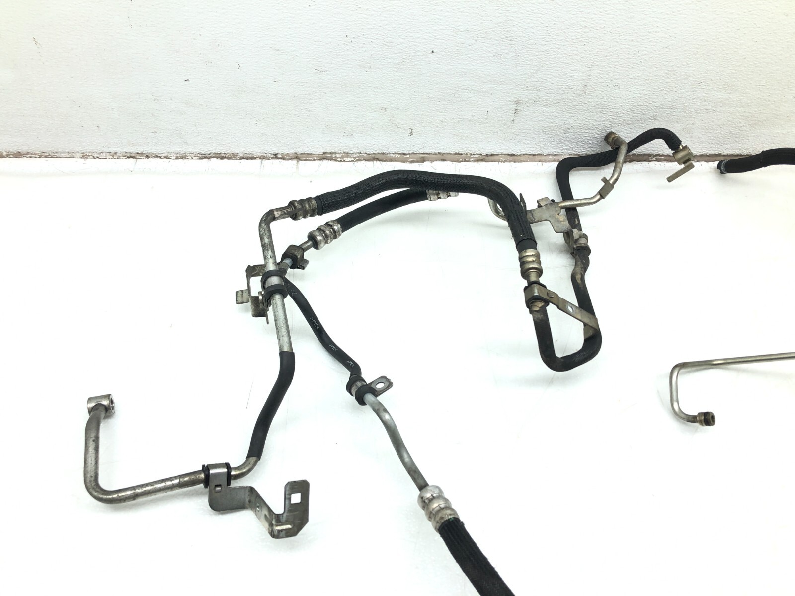 2014-2019 MASERATI GHIBLI SQ4 3.0L V6 POWER STEERING OIL HOSE TUBE LINE SET OEM.