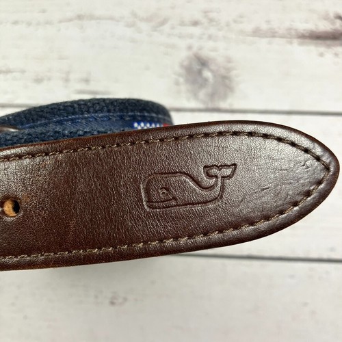 Vineyard Vines amerikanische Flagge Gürtel Herren 30 italienisches Leder Messingschnalle adrett - Bild 3 von 5