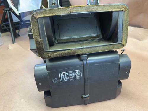 86 Mazda RX7 Heater Core Box Housing Assembly Denso FB01-61-130A 86-88 - Picture 3 of 13