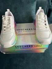 Skechers Street Los Angeles Rainbow Roads Tres-UNO Size UK5 New And Boxed
