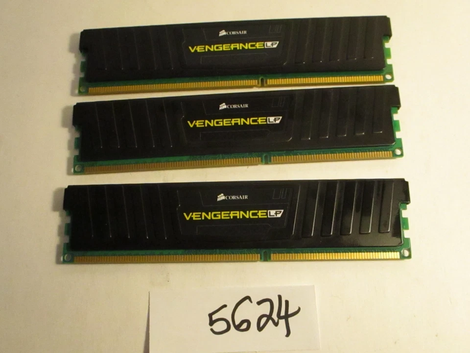 Corsair Vengeance LP 3x4Gb=12Gb PC3-12800 1600Mhz DDR3 Desktop Memory RAM (5624) - Image 2 of 2