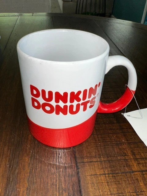 NEW! Dunkin' Donuts Coffee Cup Red & White Wave Ceramic 16 Oz 2017 Mug NWT - Image 2 of 4