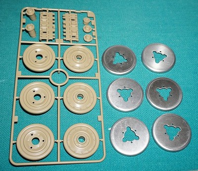 German King Tiger II Tank Tamiya 1/16 Sprues A Wheels With Metal Inserts Etc.