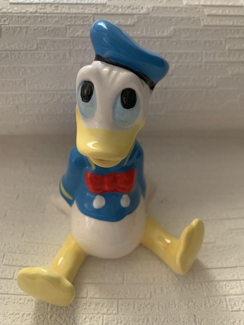 Vintage Donald Duck Collectible Ceramic Figurine Disney Cartoon Character